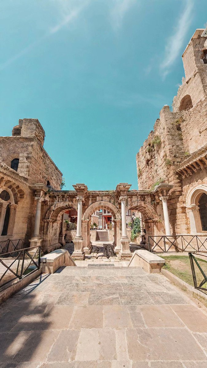 viewsoff's tweet photo. Antalya, Türkiye 🇹🇷 https://t.co/xrwGIQvga3
