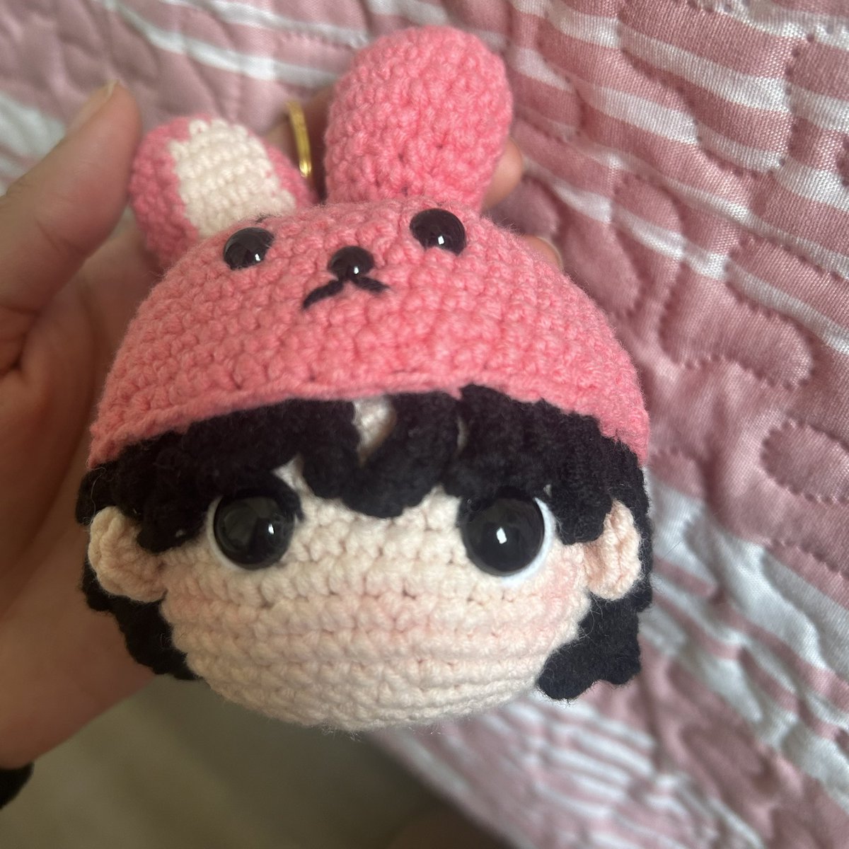 ihsgirI's tweet photo. feedback super positivo pra @M0ONCHAE !!

eu to APAIXONADA, esse chaveiro é a coisa mais linda do mundo, muito obrigada pelo sorteio e por todo o carinho 💗

to muito grata por ter ganhado, obrigada mesmo 🥹

e gnt alem de ser super talentosa, a babi é um amor, recomendo DEMAIS https://t.co/obFqMOHVme