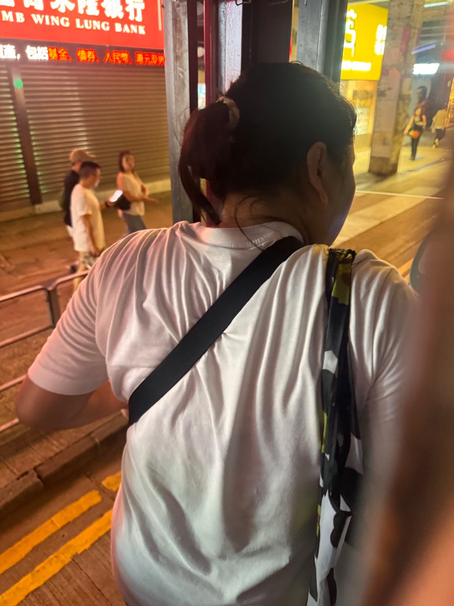 coffeemeow's tweet photo. Didn’t take her face because I didn’t catch it on time. What a piece of shit https://t.co/CdIFa5YVQj