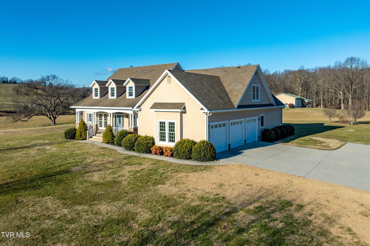 FeliciaArey's tweet photo. Big news! We've just lowered the price on this beautiful property in Washington County. Look now!
- Felicia Arey #325861 with Greater Impact Realty Jonesborough
- Contact me at 678.316.9223 https://t.co/bmP5DKYxFw