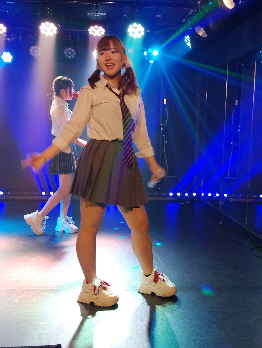 Aqour324's tweet photo. 定時LIVE　華咲はな編
#はなにはなまる https://t.co/8omc8wmkk4