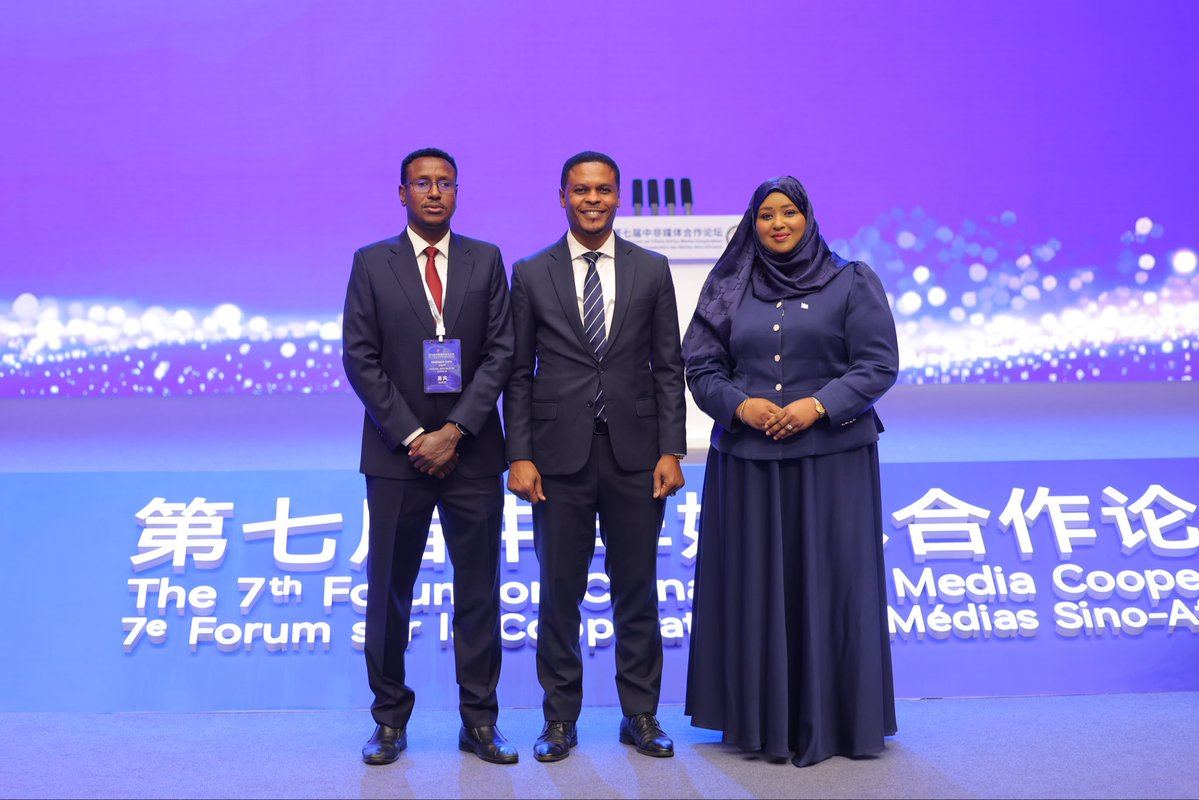 Somalia_Beijing's tweet photo. 1/2 Beijing, 19-21 Agoosto 2026: Danjire Hodan Cismaan Cabdi ayaa magaalada Beijing ku soo dhaweysay Wasiirka Warfaafinta, Dhaqanka iyo Dalxiiska, Mudane Cabdifataax Qaasim Maxamuud, oo ka qaybgalay Madasha 7-aad ee Iskaashiga Warbaahinta Afrika iyo Shiinaha. https://t.co/HIi0fVdKMD