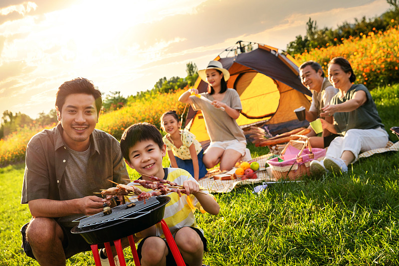 ffeppe's tweet photo. Local community picnic this Sat, 10am at Central Park! Free snacks, kids’ games, and a chance to meet neighbors. Bring your favorite dish to share—let’s connect! https://t.co/Lt2VNSZKvZ