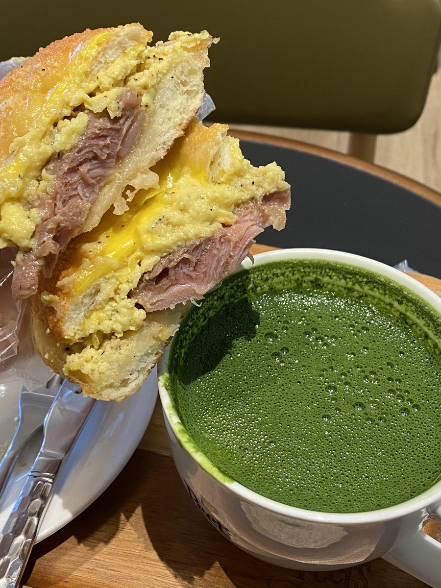 OPg0AtPntAGrQtt's tweet photo. Had a productive morning wrapping up client reports and grabbing a quick matcha latte to keep going—small wins add up! https://t.co/7BuJsO7gs8