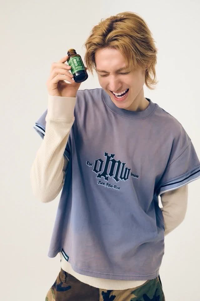 Martinloveeu's tweet photo. That's so cute, Martinnn!
#MARTIN #마틴 https://t.co/9KQ47jOSDV