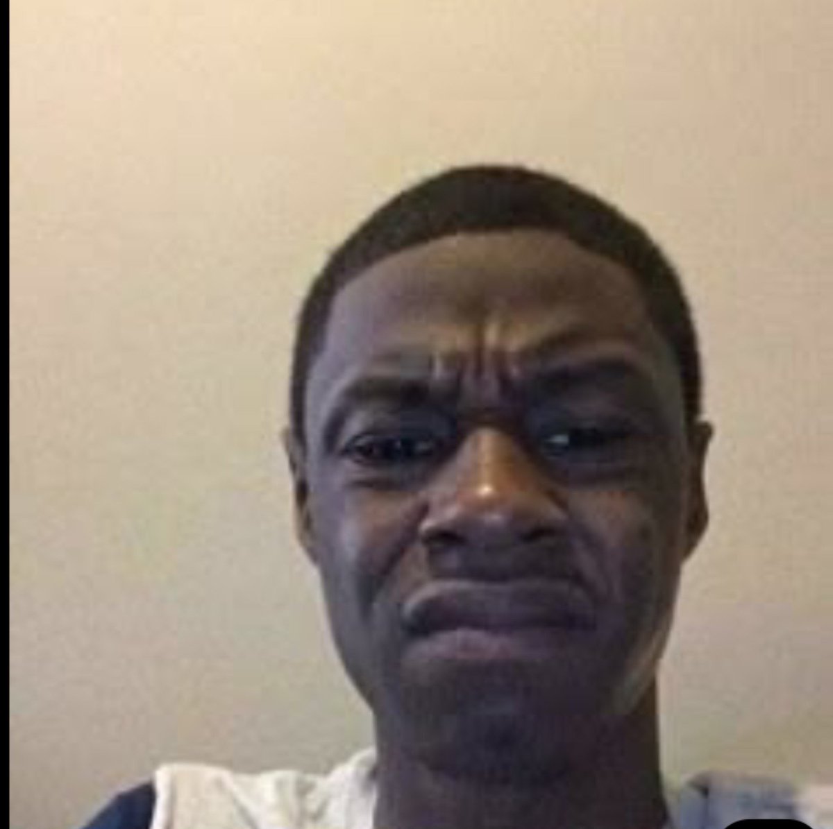hecx22's tweet photo. Man united fans right now scroling on fabrizo romanio page #MUNFC https://t.co/tOATHdtyOL