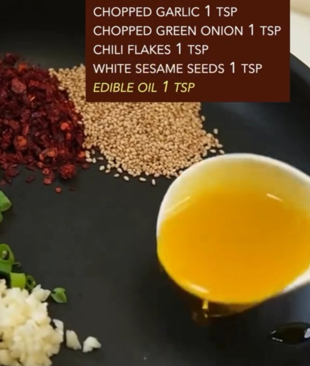 Anu75673's tweet photo. How to cook noodles like a pro?

Start with chopped garlic, green chilli, green onions, chilli flakes and sesame seeds in a pan. Add hot oil 1tsp.

Next step : add boiled noodles,soya sauce, chilli sauce and tomato sauce... 1-1-1 ratio 

Mix everything.

Done. https://t.co/5IXYFlpKzt