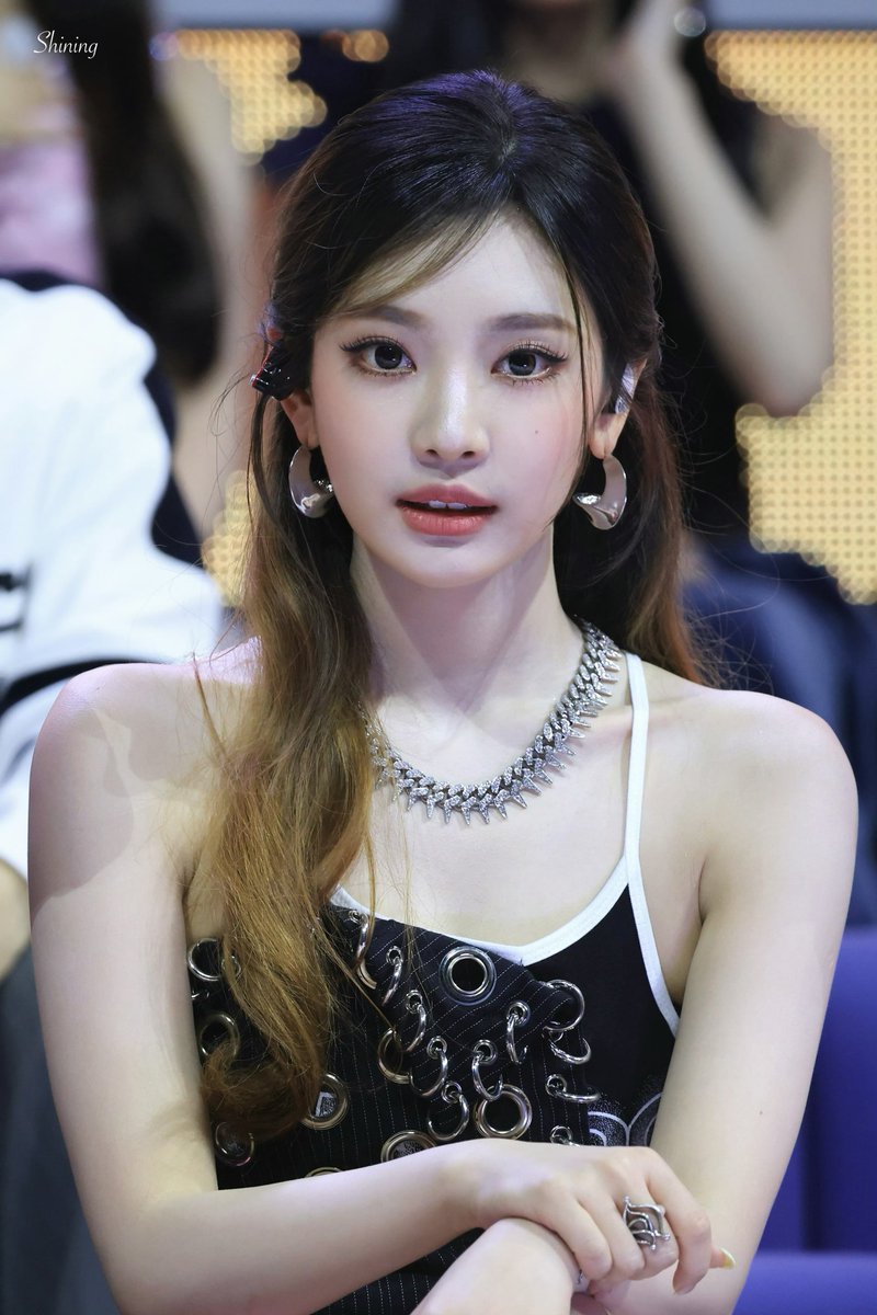 baichangyi2's tweet photo. #NINGNING https://t.co/xeDQhkmVrU