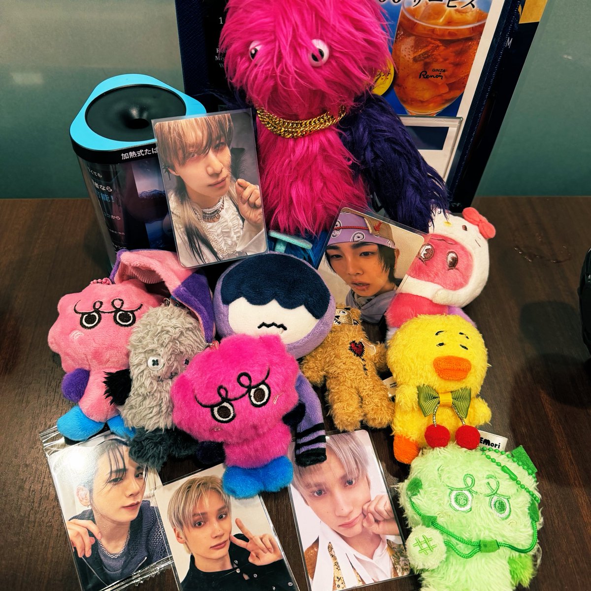 chikuwariwari's tweet photo. 人のトレカなのに、あ～カイ可愛い♡と愛でて、キーくんが行ったもんじゃ屋さんでご飯食べてきた～😚🫶🏻アンパンマン、ピリ辛で美味しかったです❣️中でもレモンじゃ🍋さっぱりで超オススメ❣️今日も楽しかったね♡来月もよろしく（緊張）テムちゃんアルバムもひとまず予約しました🐥（あとはミノ💪🏻🔥） https://t.co/pahlHDZdTU