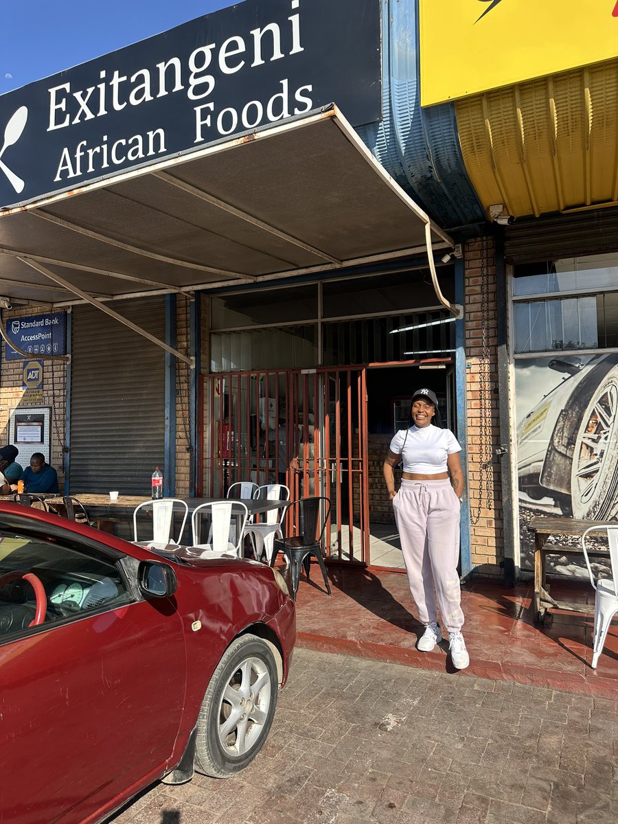 events_zoe's tweet photo. We on Uber eats,we open until 19:30 . Cnr 1st Avenue &amp;3rd street Malboro . 071 929 3040 . Exitangeni African Foods 🙏🏾 https://t.co/MqiKhfHEZ3