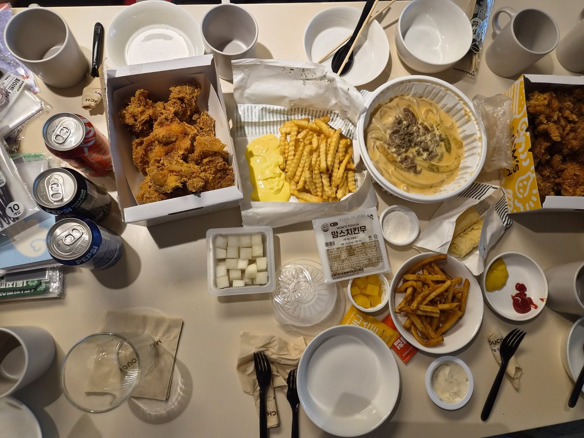 strongdolsay's tweet photo. 진짜 오늘 오프 너무 재밋었고 진짜 좋앗다🥰🥰
덕분에 오프에 재미들릴것같아요 https://t.co/RTbynabCdR