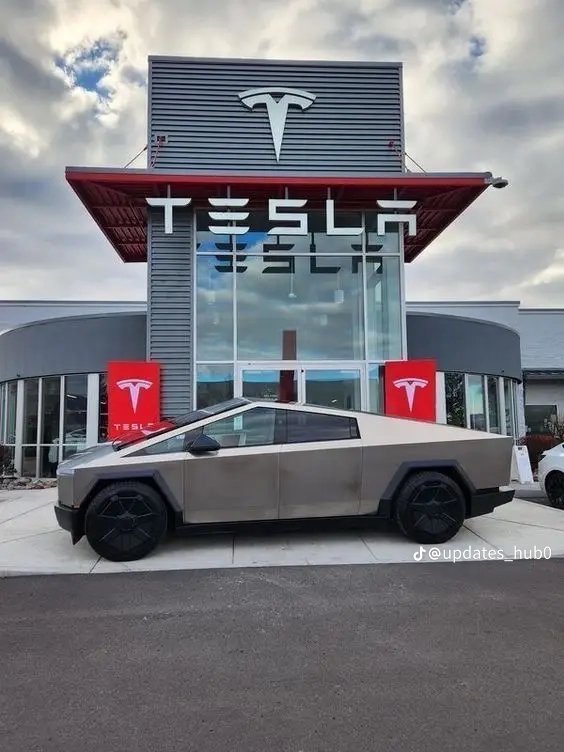 TeslaCEOcub's tweet photo. If you want any of my Tesla car could you send me a direct message♥️😻 https://t.co/b2x4ln04Hu