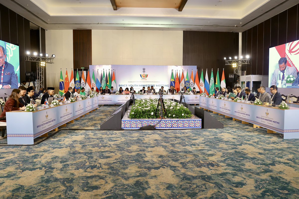 mansukhmandviya's tweet photo. Strengthening BRICS Cooperation for Youth Empowerment!

Chaired the BRICS Youth Ministers’ Meeting in Visakhapatnam today.

Guided by PM Shri @narendramodi Ji and our youth-first approach during our BRICS Chairship, we have focused on creating platforms for dialogue, ideas and knowledge exchange among young leaders.

We welcome the consensus to build on the BRICS MoU on Cooperation in Youth Matters, 2025, and our Joint Statement across four thematic pillars, laying the foundation for sustained youth cooperation, exchange and opportunities across BRICS.