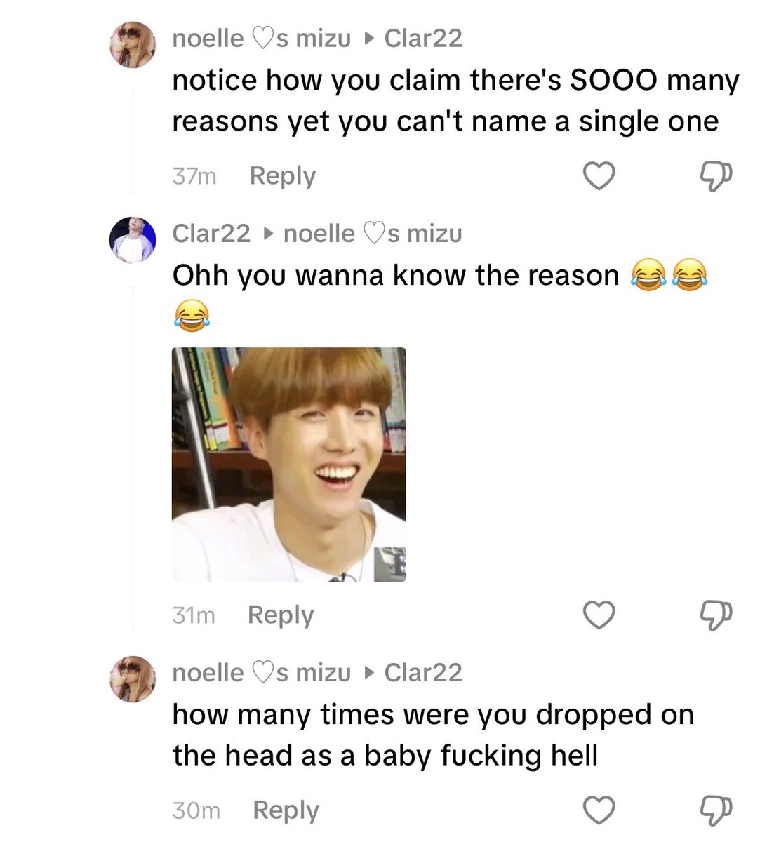 mizuoomf's tweet photo. armies are the dumbest fucking people on earth https://t.co/LulNWnJ4Dn