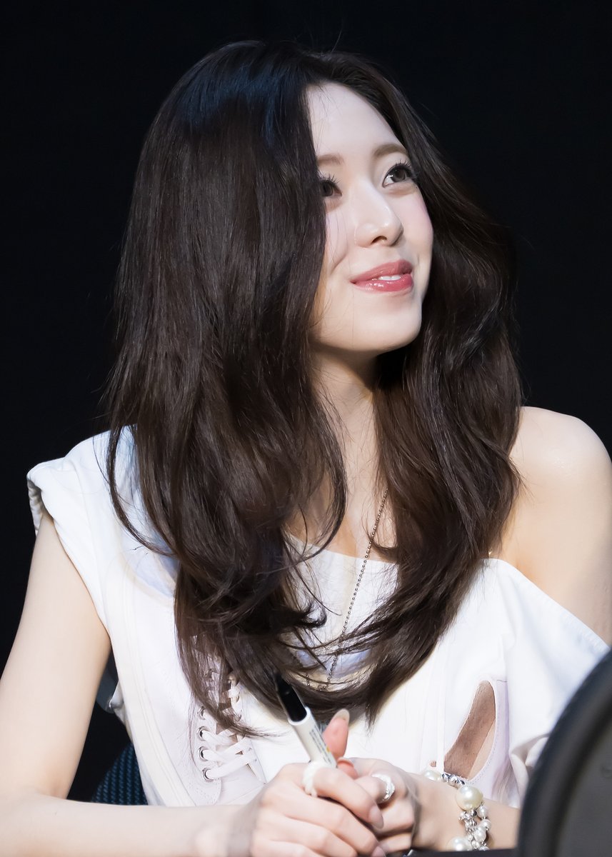 ITZY_PAN's tweet photo. 260405
#있지 #ITZY #유나 #YUNA https://t.co/ooOexsH9vG