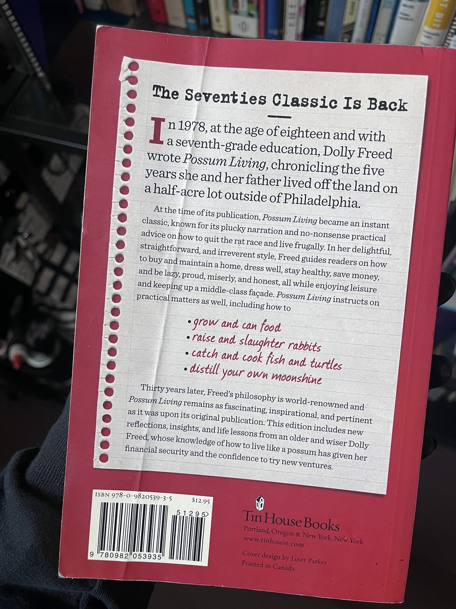 ibeemakingstuff's tweet photo. Not a magazine but there is a book! https://t.co/vW1KwRiQWC
