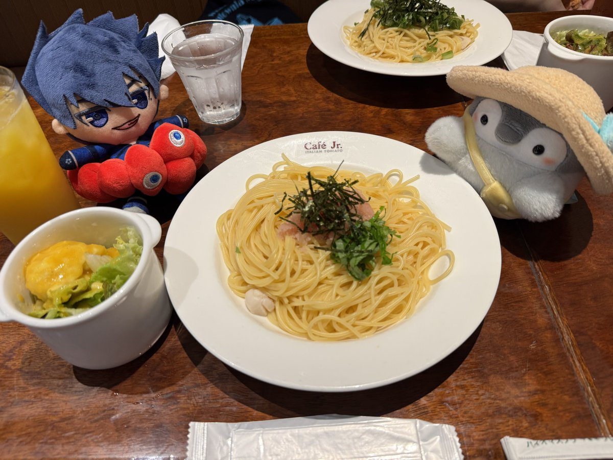 tomar_take's tweet photo. 意馬氏と天王寺でちいかわ映画やキラルナイト上映会してきた✨
ちいかわ殆ど知識なくても見れた。作者の投稿で内容は知ってたけど断片的な知識しか無かったことが判明、セイレーンが悪者だと思ってた🫨
キラルナイトは別垢で実況しながら見てた。スロダメのFD出るの嬉しすぎ🤩藤トワの新規スチル神🙏 https://t.co/BiJFrakzhp