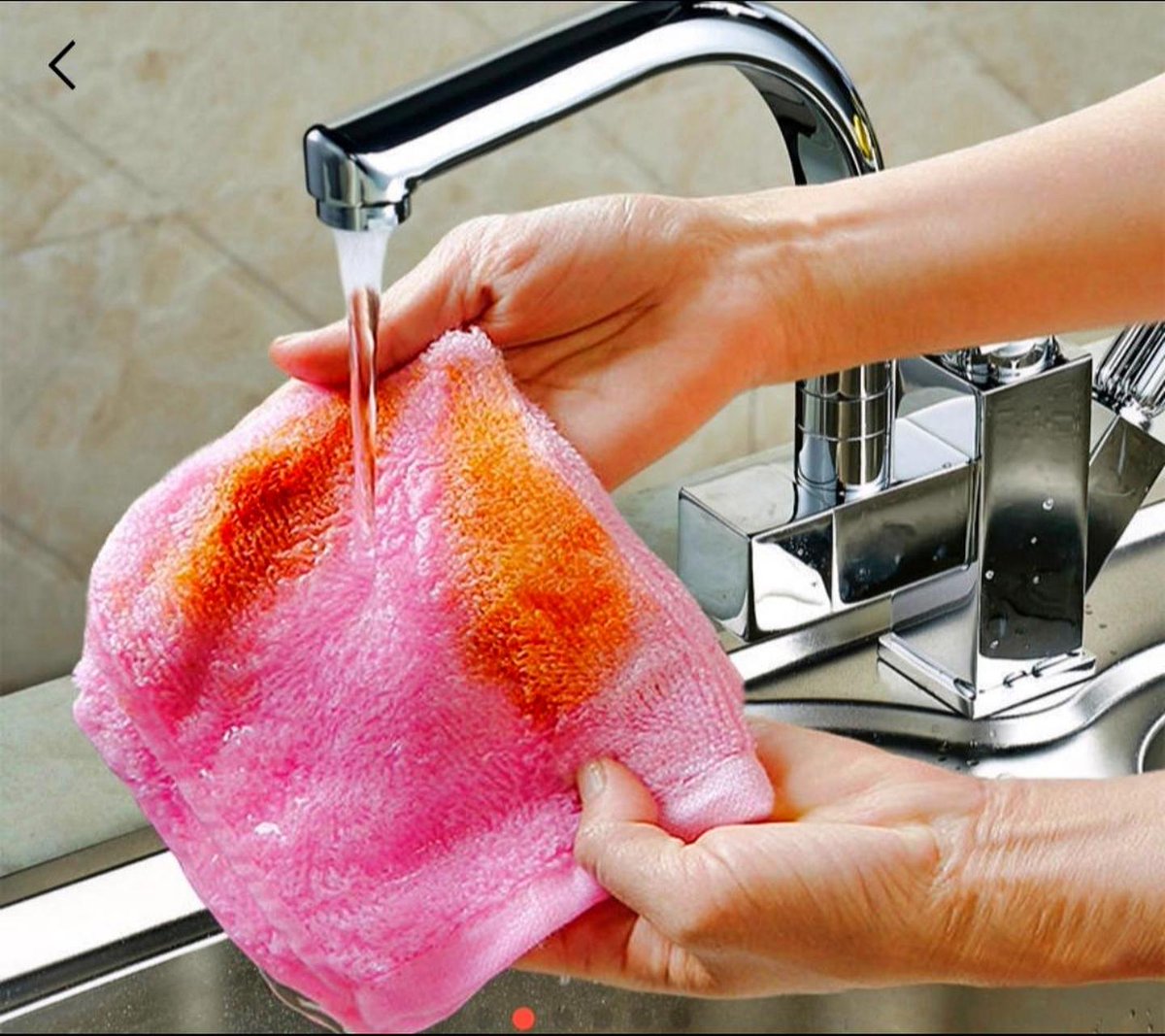 ShelvinKim's tweet photo. Just caught a beam of sunlight hitting my damp dish cloth, making it sparkle like a little star by the sink  After tackling the dishes feels extra rewarding when small little joys pop up here and there! https://t.co/ZWsIsQhopF