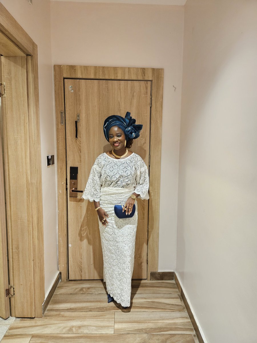 Ms_Ojo's tweet photo. My "school daughter" is getting married. https://t.co/8EKqaRw7NT