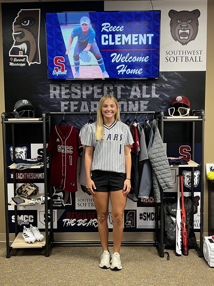 ReeceCClement28's tweet photo. Had a great visit with @SMCCBearsSb this week. Thank you Coach Shea and @CoachLippert for a great visit and showing me around campus. https://t.co/kOE68ic3Os