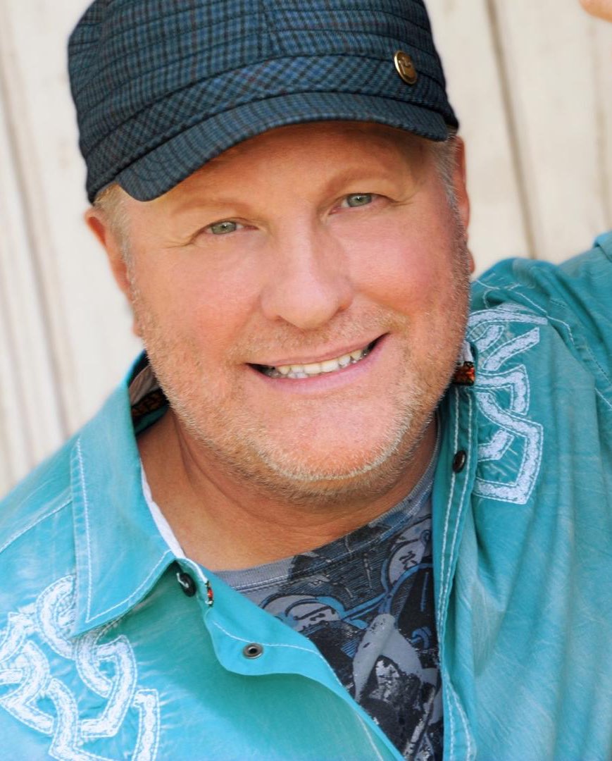 CharlieDaniels's tweet photo. The Daniels family wants to wish a very happy 66th birthday to @CollinRaye. Collin is a big fan of Dad's and has on occasion has covered a CDB song or two in his concerts. Happy birthday, Collin! - CD Jr. https://t.co/SgiQgJRbKN