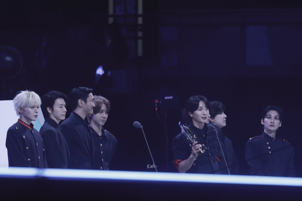 moonie_kiet's tweet photo. 20260822🇭🇰
TIMA

Always My Best Group💙

#SUPERJUNIOR #슈퍼주니어 https://t.co/kyu3N8HJbV