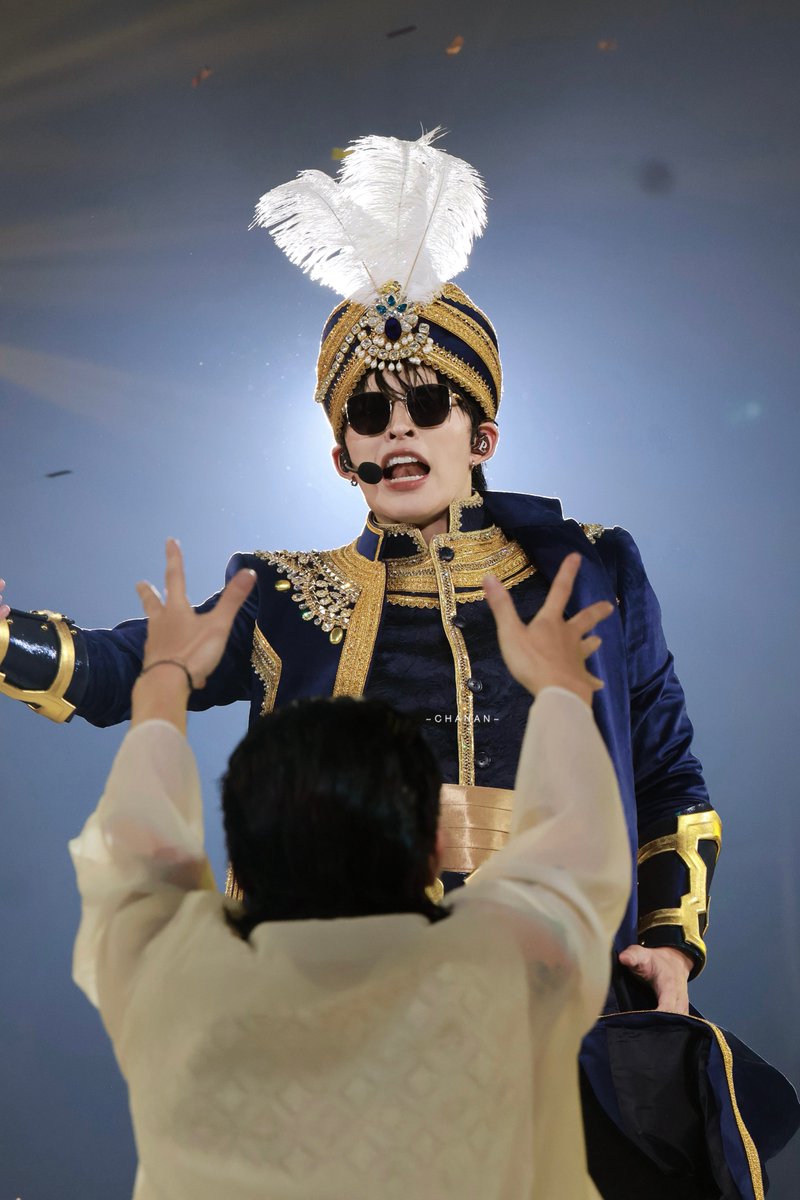 ChananMeen's tweet photo. สเตจนี้ป้าให้เลย ปอนด์ใส่สุดมาก 🤟🏻

PONDPHUWIN SOUL ODYSSEY

#PondPhuwinConcertD2
#ppnaravit https://t.co/8pKHM5XJYQ
