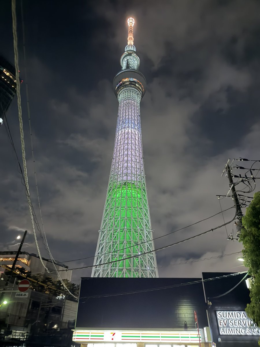 9625yuu's tweet photo. Bye, Tokyo!
The solo exhibition of "Tomoyuki Nagasawa" at "Ebisu KATA" and the live performance at the closing event were a very enjoyable time.
Thank you for a happy time!

I'll come again!

#TokyoSkytree
#TomoyukiNagasawa
#KATA https://t.co/V6IUHmNi0G