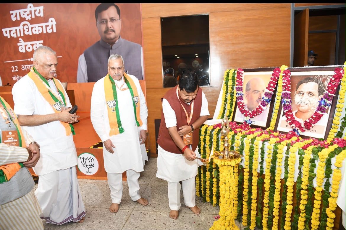 MSBADAL's tweet photo. Grateful for the opportunity to be part of the introductory meeting of the newly constituted BJP National Team, chaired by our National President, Shri Nitin Nabin Ji, at the BJP headquarters in New Delhi today.

Looking forward to learning from my colleagues, contributing meaningfully, and working together in the service of Bharat.

@NitinNabin 
@BJP4India