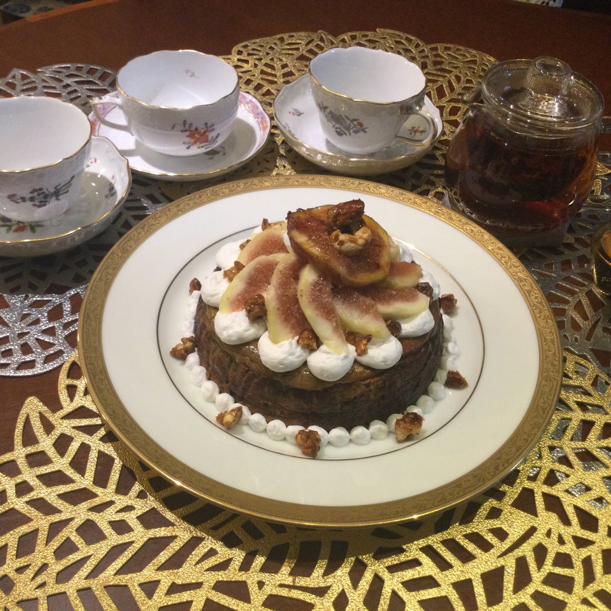 ritaguchi's tweet photo. 次女がクロワッサン・キッシュと、ケーキを作ってくれました。 https://t.co/VKvRuYmW1E