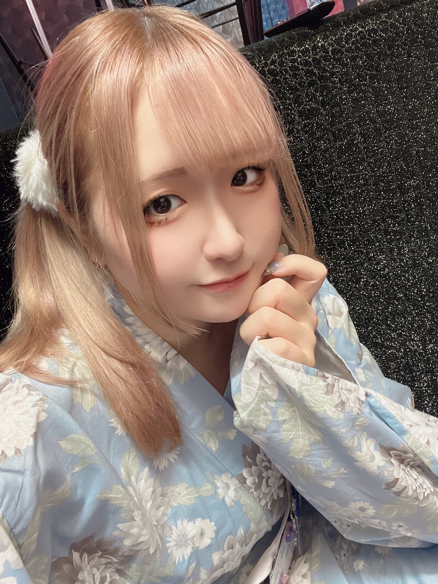 Nikopi_MT's tweet photo. おきゅおわしてました！
無事お家〜！
お久しぶりでいっぱい話せてとっても嬉しかったです！
しかも大雨の中みんな来てくれて超嬉しかったな😭乾杯🥃たくさんありがとう！
また月曜日にちょぴっといます❣️ﾅﾆﾄｿﾞ〜❤️‍🔥 https://t.co/kqADK8uWmx