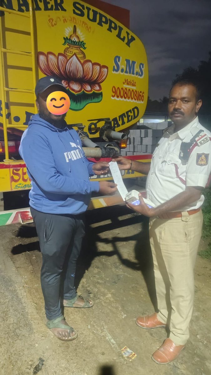 wftrps's tweet photo. @IndianCitizen80 @CPBlr @dcpwhitefield @acpwfieldtrf @acpwhitefield necessary action taken https://t.co/RYH9CKnen5