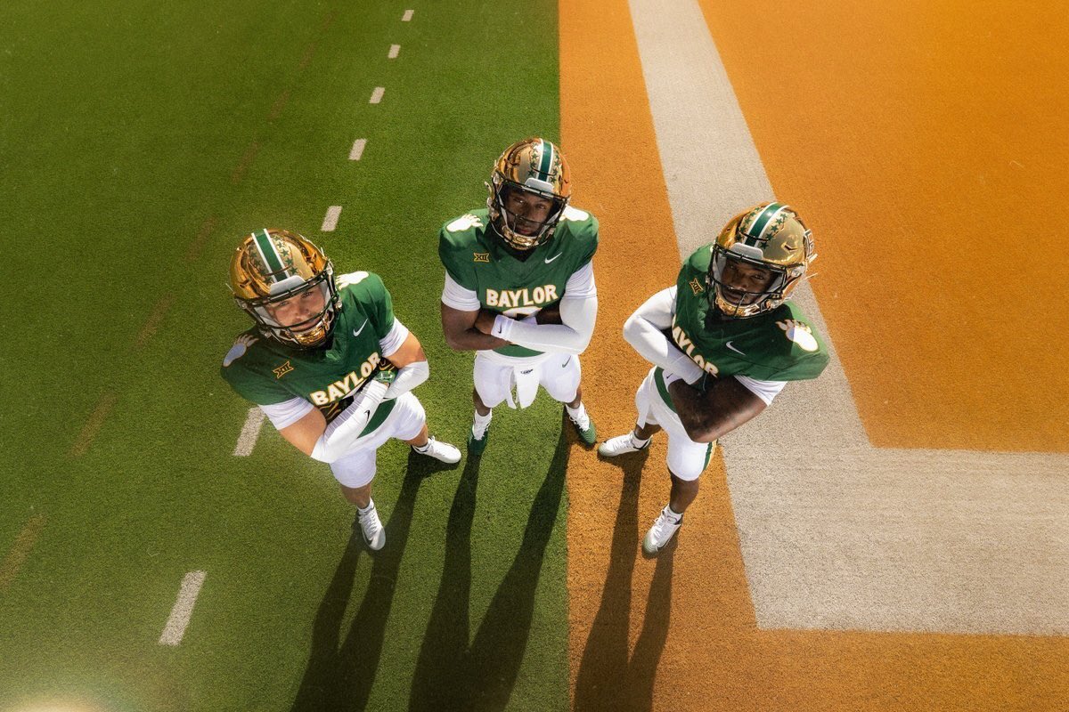 UNISWAG's tweet photo. The bear paws are back for @BUFootball as they reveal special throwback threads for their game on Sept. 26 vs Colorado.

#uniswag https://t.co/bj6cIZNZiO