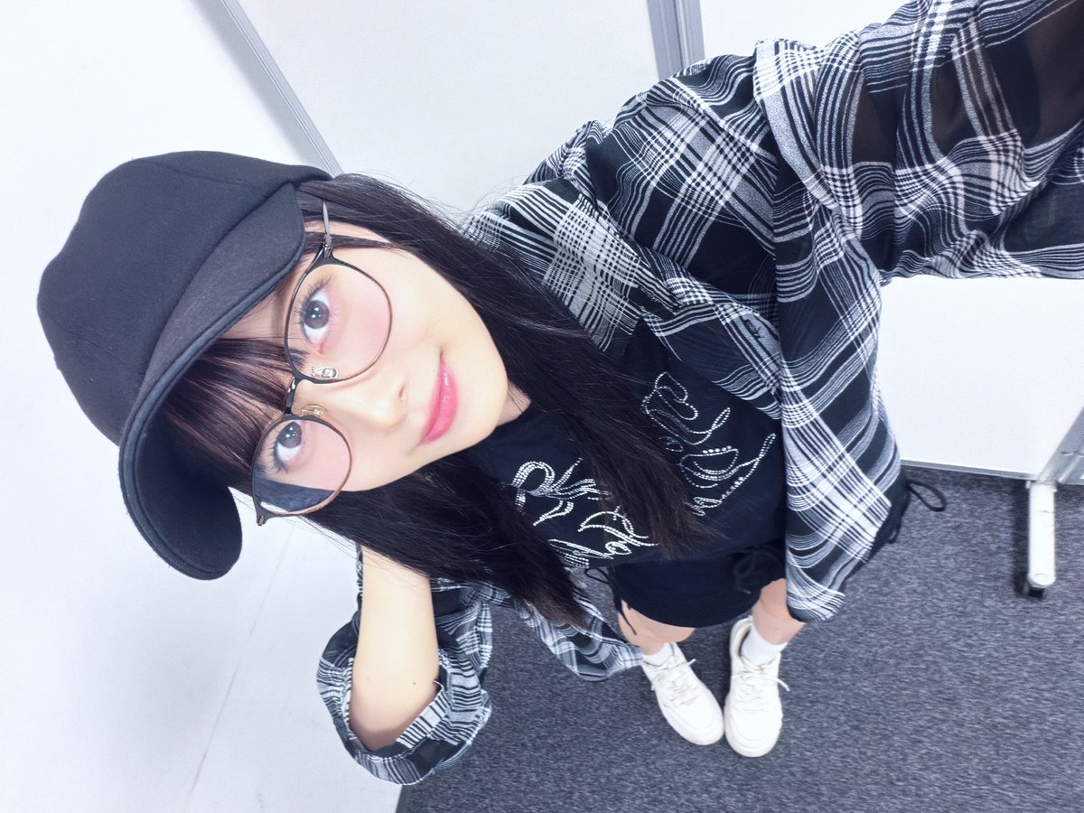 TsukishiroRina's tweet photo. おはよう🫧
#週プレ デジタル写真集、ついに明日発売だよ💛
みんなもう予約してくれたー？ https://t.co/rKkvDgI79R