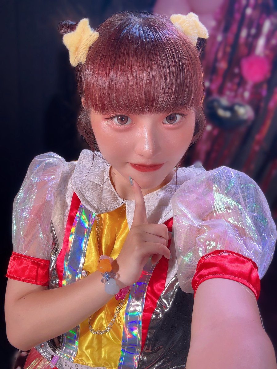 hoshi_mignon's tweet photo. 🍥みあお誕生日会🍥

20:00ちまるしてぃ！ステージありがとうございました🎪💥
みにょんOG ほし です⭐️

超たのしかった！です！！
卒業してもまただいすきな後輩といっしょに踊れるってほんとに素敵🥹

みあちま20歳おめでとう♡
みんなに愛されててにこにこしたー🎶 https://t.co/ATEjzlPtye