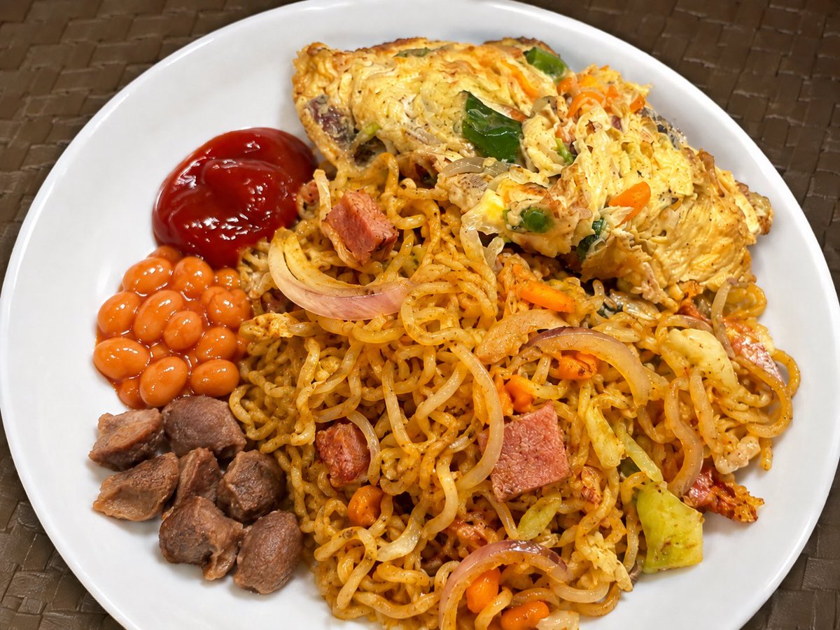 sohan_kitchen's tweet photo. 30 cedis only!! Try us and see https://t.co/4ZBN4Mu6eP