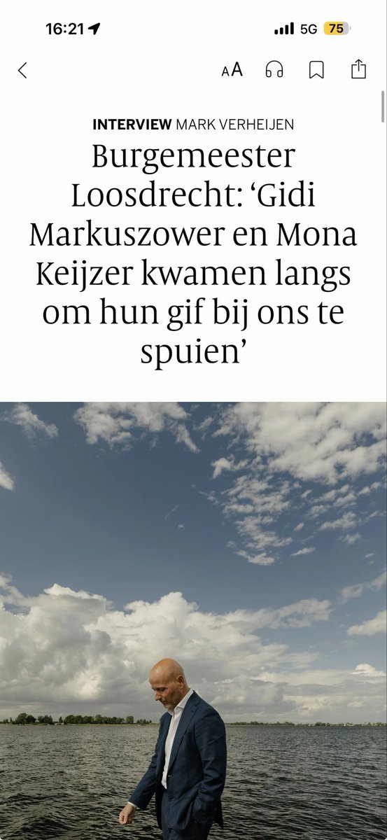 GidiMarkuszower's tweet photo. Ongekozen waarnemend VVD-burgemeester noemt politieke standpunten die nota bene breed onder zijn eigen inwoners leven “gif”.

Die houding van bestuurlijke elite  is precies waarom zoveel mensen in Nederland het vertrouwen in de politiek hebben verloren.

Hoog tijd dat inwoners hun bestuurders zelf kiezen — en ze zo nodig ook de laan uit kunnen sturen.
