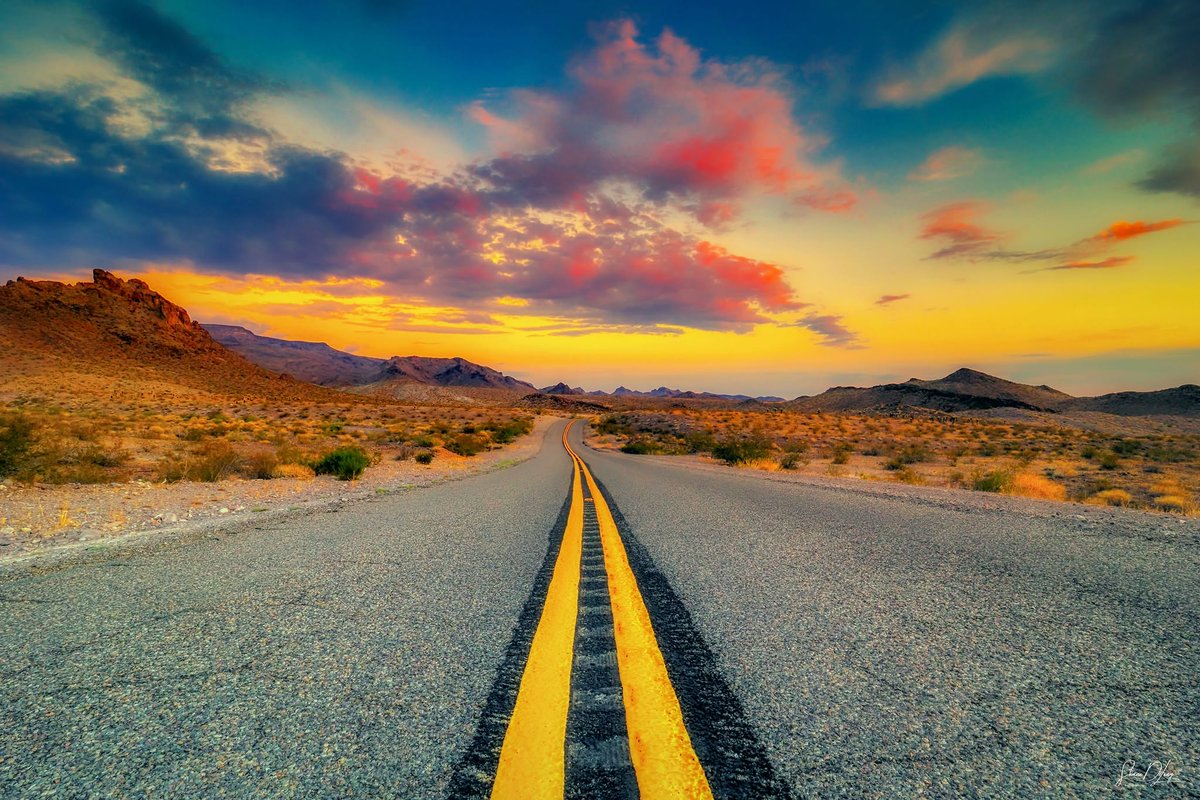 SDPhoto252's tweet photo. There’s Something Magical About Route 66 At Twilight.

Between Oatman and Topock, Arizona, the legendary highway stretches toward the horizon like a pathway to possibility.

Visit https://t.co/y2AiTlejFB to find the perfect piece for your space. https://t.co/5kcligg37d