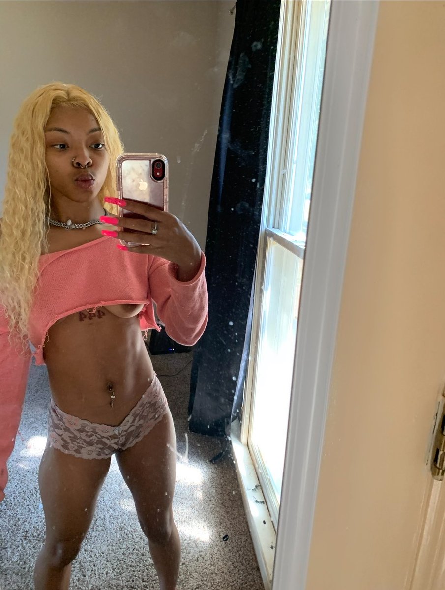Chasaniii_'s tweet photo. Pretty titty https://t.co/DZ9Tpbpkjm