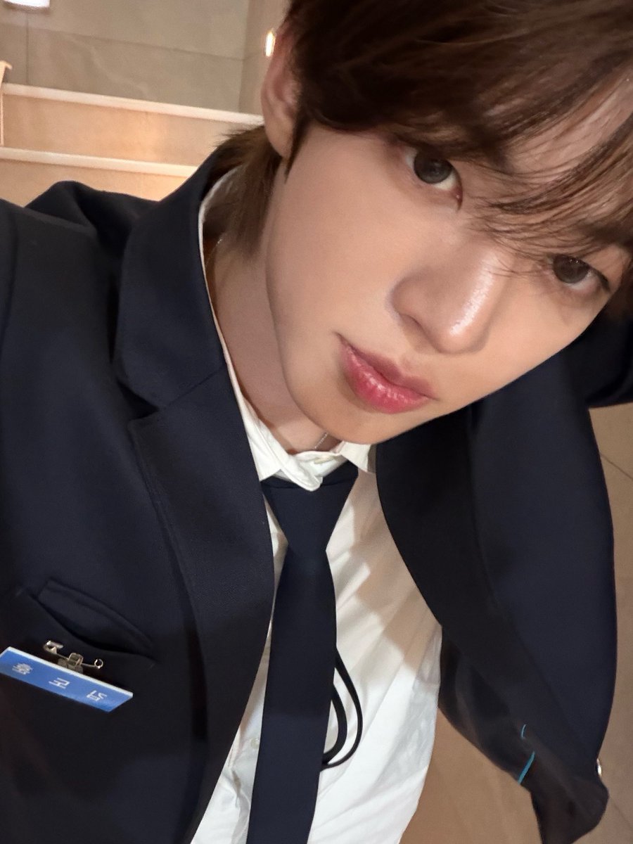 __sn117's tweet photo. ドフン中心MCお疲れ様😭😭
まじでまじでまじでこの髪色似合いすぎてやばい💦もうちょっと明るい茶髪もしてみて欲しい絶対似合うから https://t.co/DxjBMEdZ3x