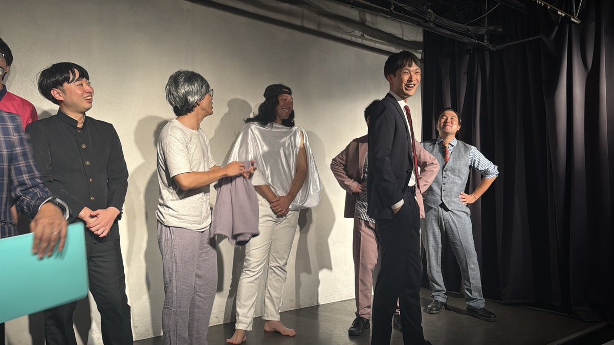 yus_h_pride's tweet photo. 本日はミライビトありがとうございました！
ネタ中もエンディングもカナブン騒動でした！！カナブンも室内の方がええよなーそら！気持ち分かるよ！
また次回も出られたらいいよねー！ https://t.co/FKeVgcGydS