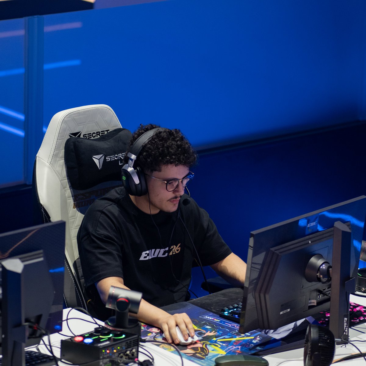 lyost_esport's tweet photo. On a la possibilité d'être Champions du Monde, j'en reviens pas 🥹

Une game pour écrire l'histoire à tout jamais @MomsyFN https://t.co/RpgZNiL0ja