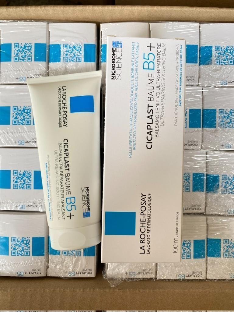 numjshop's tweet photo. 🌲พร้อมส่ง La Roche-Posay Cicaplast Baume B5 สำหรับผิวบอบบางแพ้ง่าย บาล์มบำรุงผิวช่วยปลอบประโลมและฟื้นบำรุงสภาพผิว สำหรับผิวแห้งและผิวที่มีแนวโน้มระคายเคืองง่าย เหมาะกับทุกการใช้และทุกคนในครอบครัวรวมถึงเด็กเล็ก

🛒 429.-  40ml.
🛒 590.-  100ml.

#larocheposay #นัมสต็อค https://t.co/zREiIbKvXo