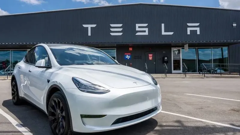 t24comtr's tweet photo. Tesla'nın en çok satan modelinde kritik sorun: 2 milyon araç geri çağırıldı
https://t.co/cNMLh3fyUt https://t.co/qwAPHld8a7