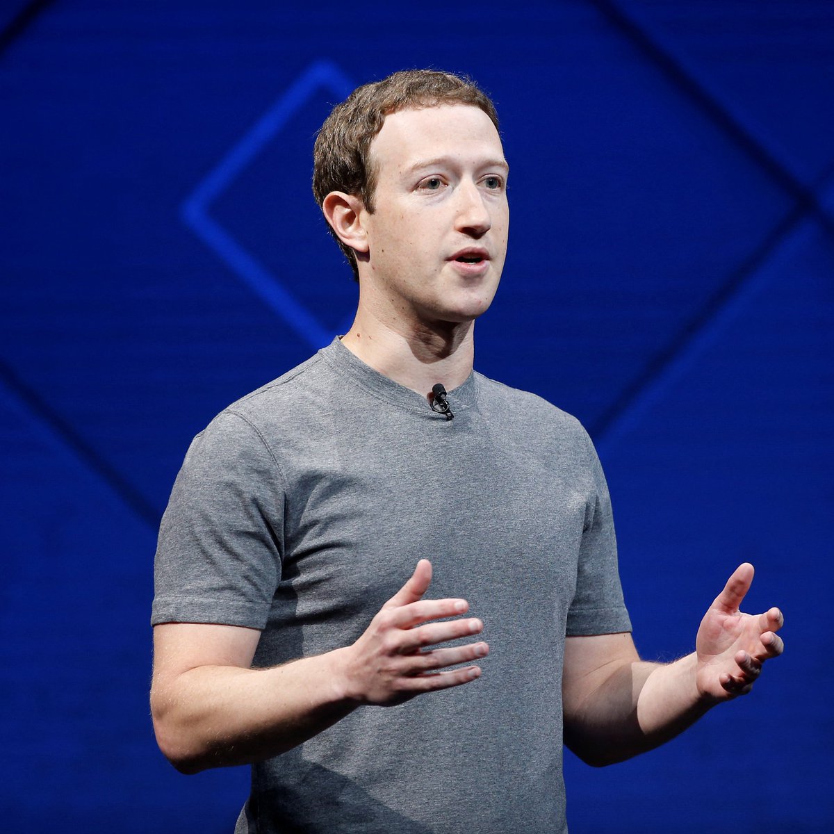bosunatiklama's tweet photo. Mark Zuckerberg'in satın aldığı kalenin detayları: (El Pais)

• 3 katlı.
• 1.486 metrekare.
• 178 hektarlık araziye sahip.
• Mutfaktan yemek odasına yürüyerek ulaşmak 4.5 dakika sürüyor. https://t.co/zIz9F33BQZ