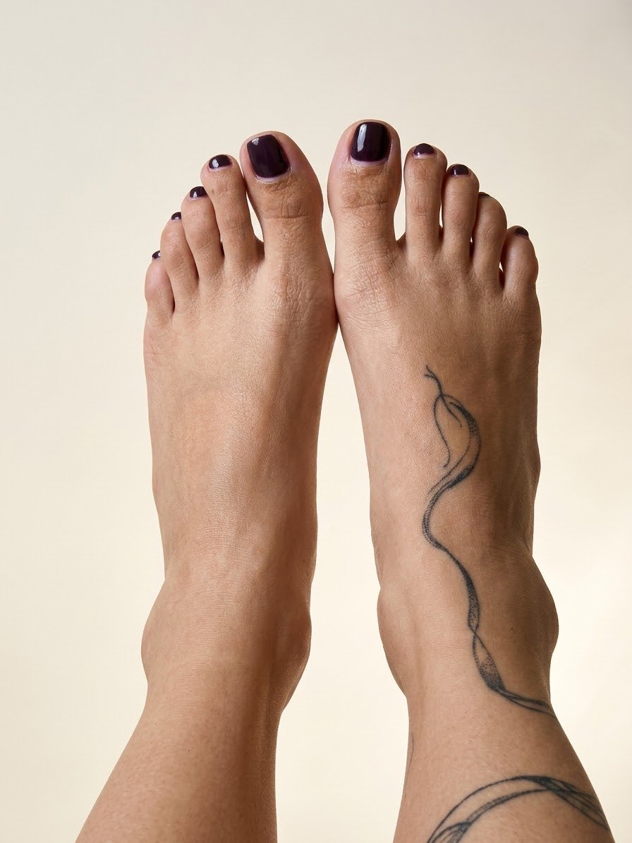 VelvetFeet1805's tweet photo. Love my feet #daddysgone #feetfetısh 🫶🏼#feetworshi̇p #papi #photos https://t.co/U5D7offRaS