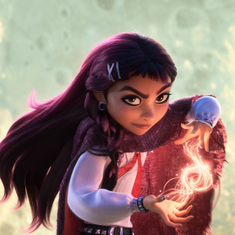 nickyforwalt's tweet photo. Como explicar que essa menininha fofinha é a mesma menina que vai sair lutando contra quatro bruxas ao mesmo tempo durante o filme inteiro? 

Enfeitiçadas (Hexed) estreia em Novembro 🌙✨ https://t.co/Z0uKd0dxGT