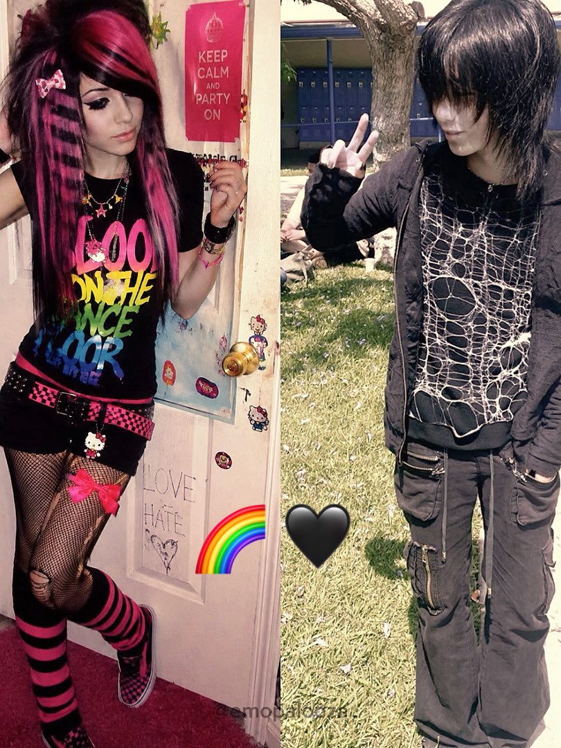 emopalooza_'s tweet photo. 2007.
A internet era discada.
O Orkut era território sagrado.
O Fotolog definia reputações.
E uma pergunta separava famílias:

SCENE 🌈  OU  🖤 EMO?
Fala pra gente:

🖤 #TimeEmo
🌈 #TimeScene https://t.co/KWpt3JeBCx