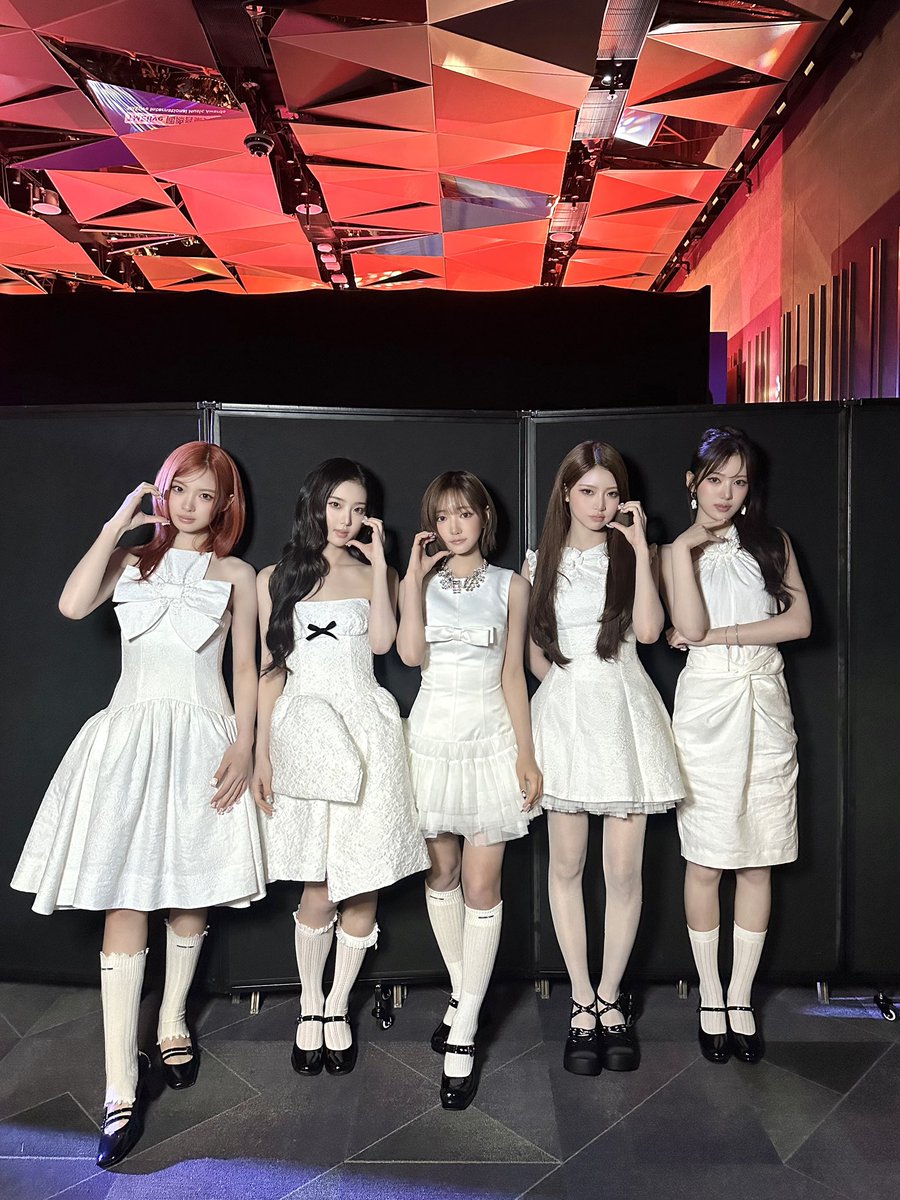 We_KiiiKiii's tweet photo. [📸]
260822 #TIMA #TIMA2026

#KiiiKiii #키키
#PopOffPopOff #WhyKiiiKiii 
#KiiiKiii_PopOffPopOff #KiiiKiii_WhyKiiiKiii https://t.co/NptUKR3P4M