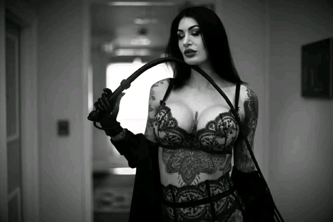 Damazonia71's tweet photo. Repost if you wanna be underneath me 👇🏻😈
My personal telegram 
https://t.co/gc3HHfJGlq https://t.co/35ficyDMlS